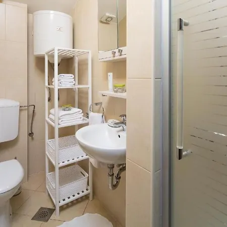 Bonaparte Guest house *